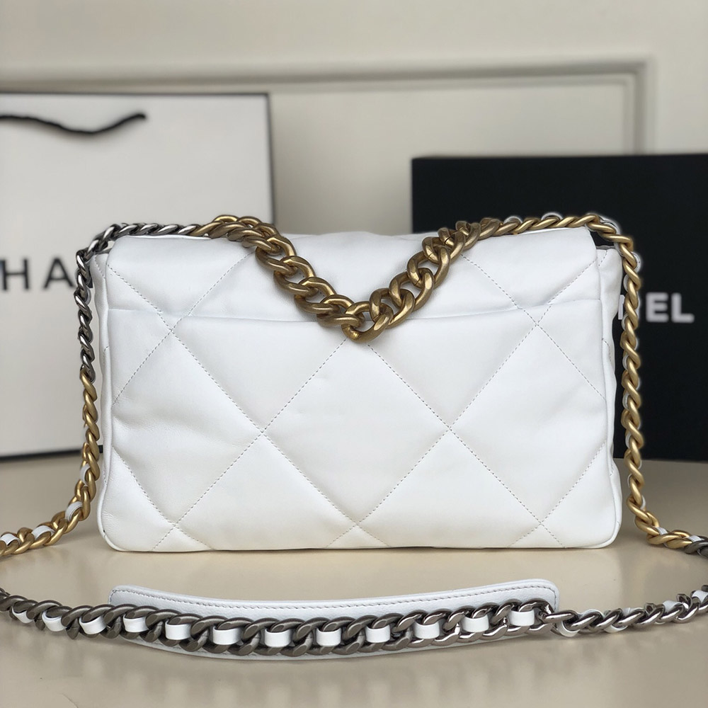 CHANEL 19 Flap Bag Clain Handbag AS1160