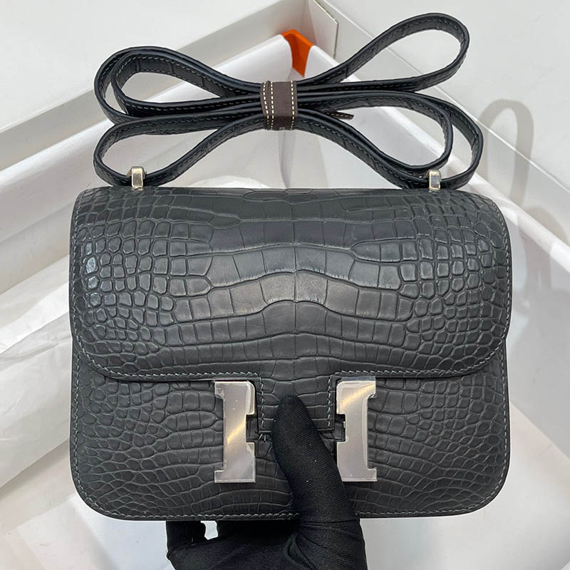 Hermès Constance 19 Bag Crocodile Women Handbag