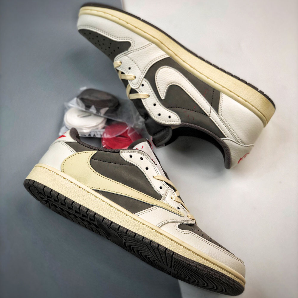 Travis Scott x Air Jordan 1 Low OG Reverse Mocha DM7866-162