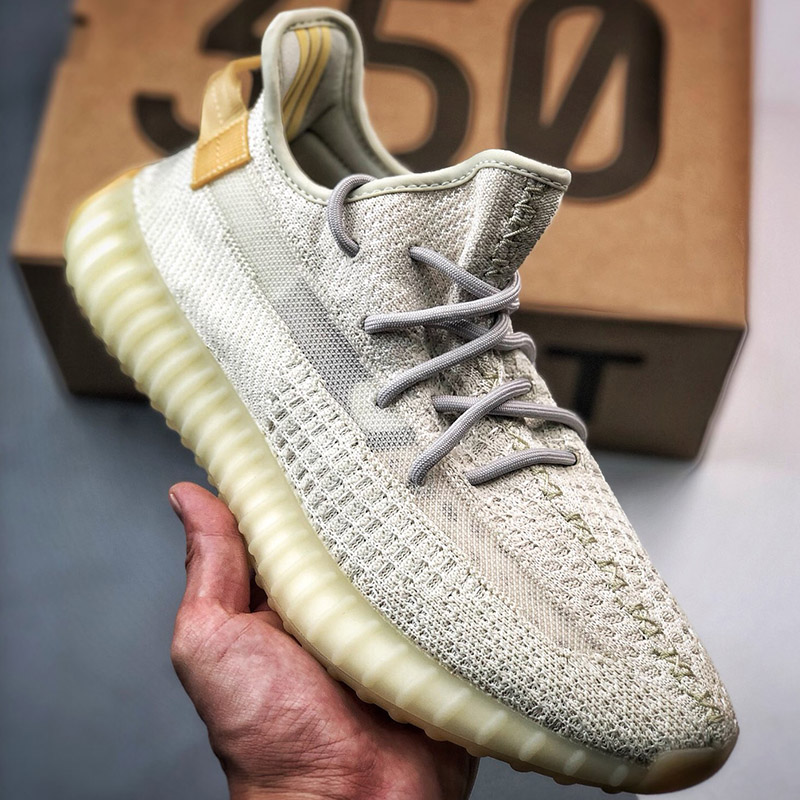 Yeezy 350 Boost V2 Light Daisy Reflective Shoes GY3438